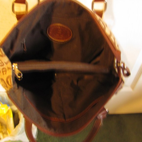 etienne aigner classic design handbag - Picture 4 of 4